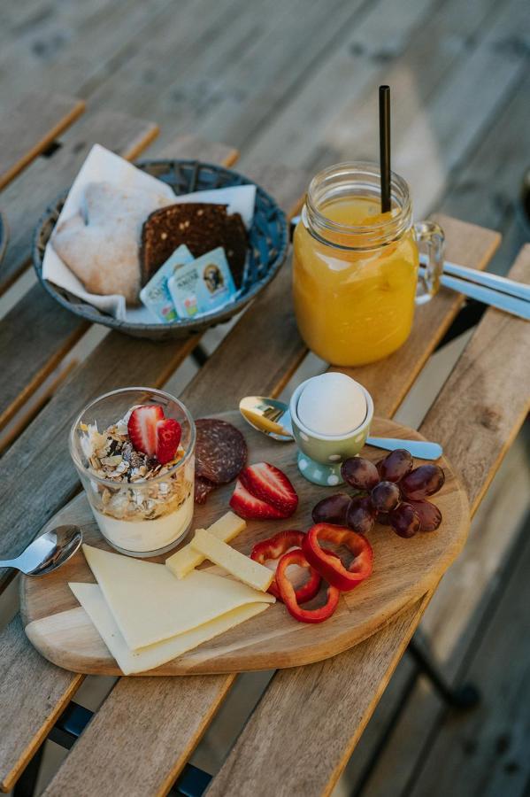 Kefs Guesthouse & Cafe Ærøskøbing Екстериор снимка