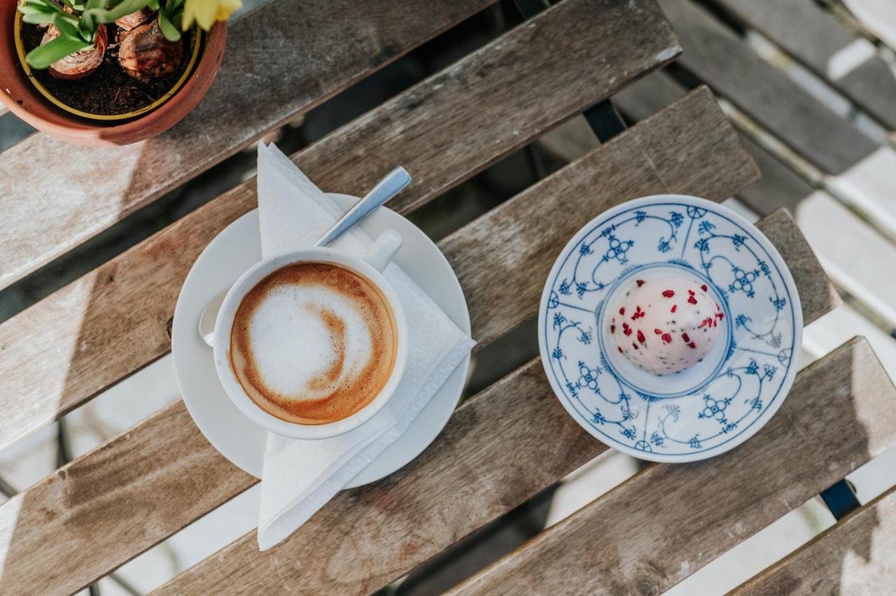 Kefs Guesthouse & Cafe Ærøskøbing Екстериор снимка